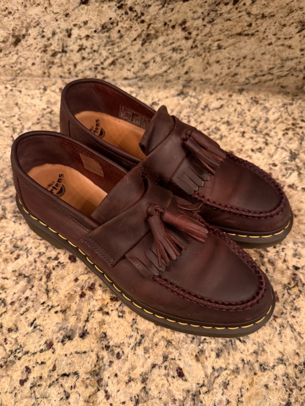 Men’s size 10 Adrian doc marten like new loafer tassel